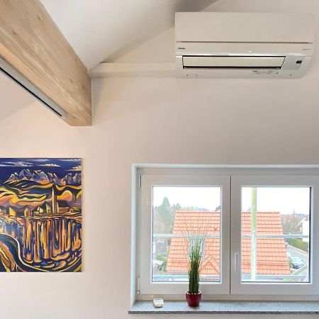 4 Zimmer Apartment, 125 Qm, Ruhig Und Zentrumsnah, Max 5 Pers, Dachterasse, Garage, 1000 Mbit Böblingen Eksteriør bilde